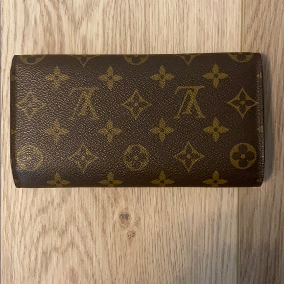Louis Vuitton wallet authentic - Picture 7 of 7